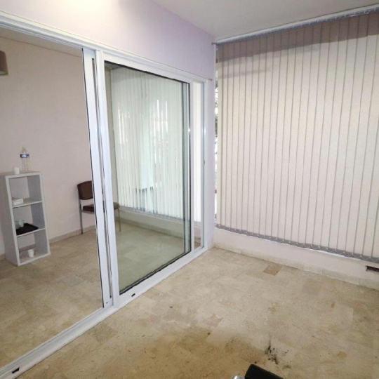 M.T.I. : Local / Bureau | PERPIGNAN (66000) | 174 m2 | 145 000 € 