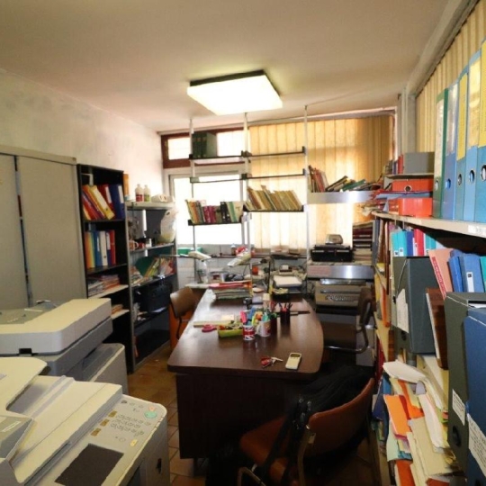  M.T.I. : Local / Bureau | PERPIGNAN (66000) | 174 m2 | 145 000 € 