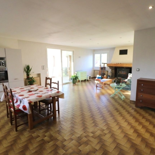  M.T.I. : Maison / Villa | MILLAS (66170) | 180 m2 | 369 000 € 