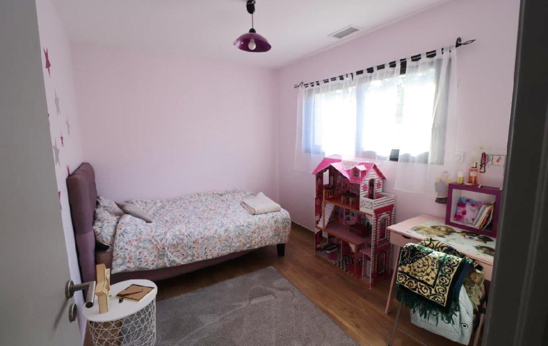 M.T.I. : Maison / Villa | BANYULS-DELS-ASPRES (66300) | 143 m2 | 239 000 € 