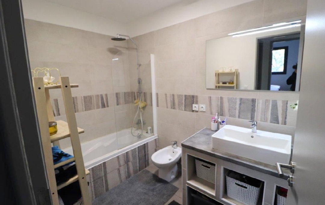 M.T.I. : Maison / Villa | BANYULS-DELS-ASPRES (66300) | 143 m2 | 239 000 € 