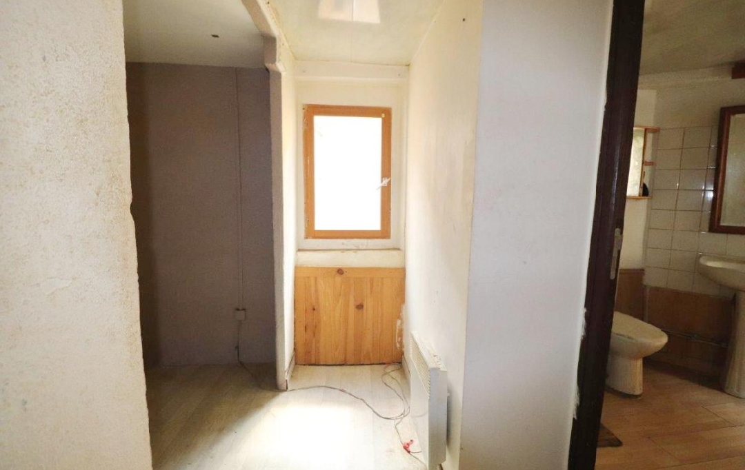 M.T.I. : Maison / Villa | ESTAGEL (66310) | 50 m2 | 45 000 € 