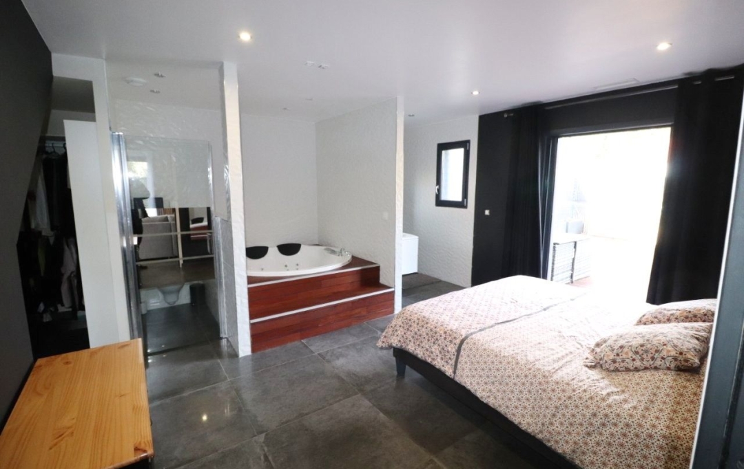 M.T.I. : Maison / Villa | CORNEILLA-LA-RIVIERE (66550) | 135 m2 | 385 000 € 