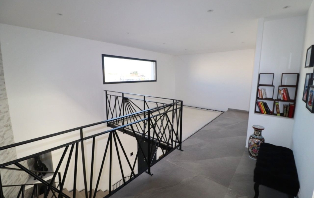 M.T.I. : Maison / Villa | RIVESALTES (66600) | 146 m2 | 415 000 € 