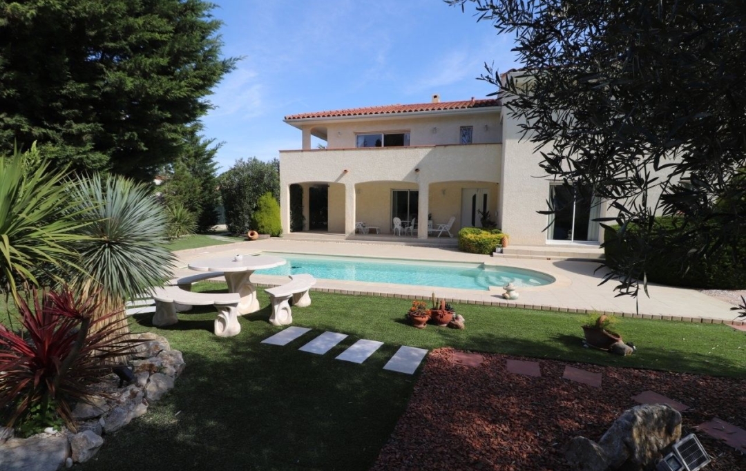 M.T.I. : Maison / Villa | SAINTE-MARIE (66470) | 200 m2 | 590 000 € 