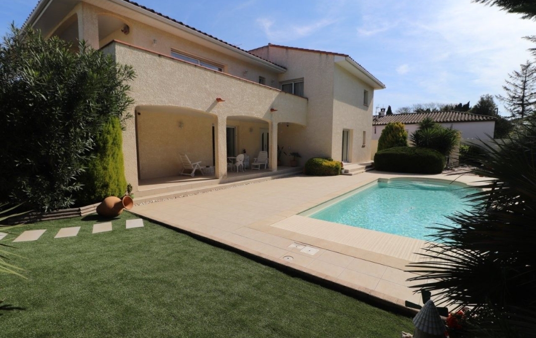 M.T.I. : Maison / Villa | SAINTE-MARIE (66470) | 200 m2 | 590 000 € 