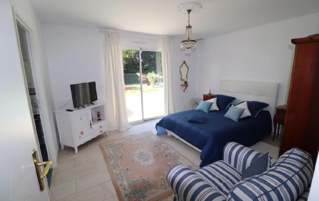 M.T.I. : Maison / Villa | SAINTE-MARIE (66470) | 200 m2 | 590 000 € 