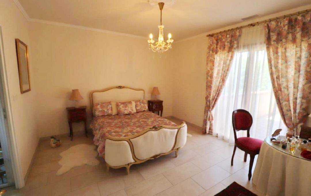 M.T.I. : Maison / Villa | SAINTE-MARIE (66470) | 200 m2 | 590 000 € 