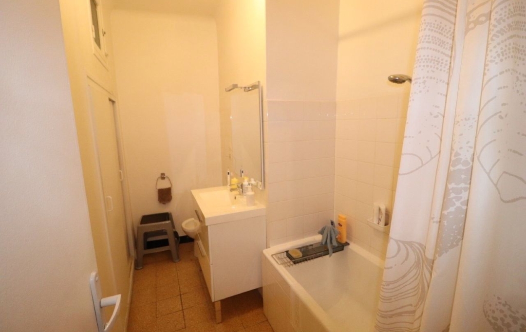 M.T.I. : Appartement | PERPIGNAN (66000) | 72 m2 | 99 000 € 