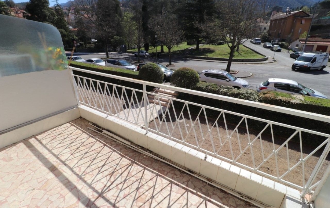 M.T.I. : Appartement | VERNET-LES-BAINS (66820) | 52 m2 | 52 000 € 