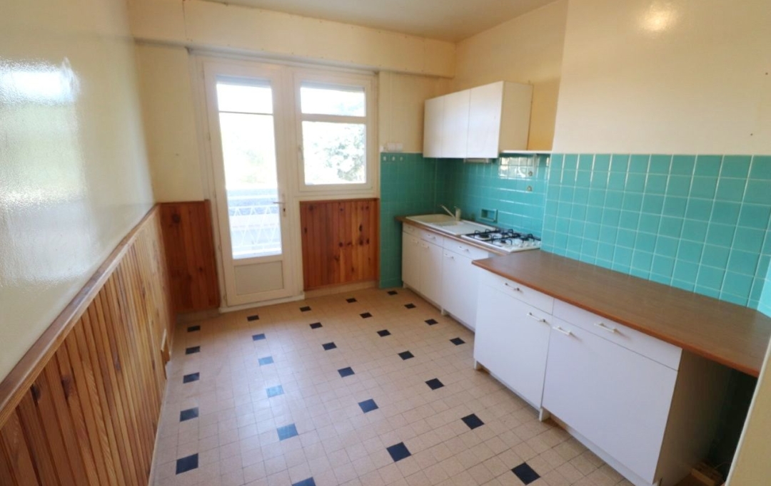M.T.I. : Appartement | VERNET-LES-BAINS (66820) | 52 m2 | 52 000 € 