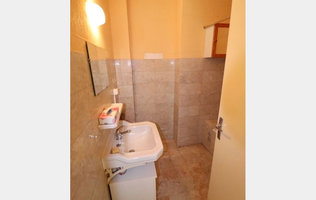 M.T.I. : Appartement | VERNET-LES-BAINS (66820) | 52 m2 | 52 000 € 