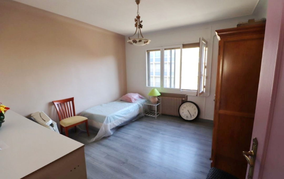 M.T.I. : Apartment | PERPIGNAN (66000) | 99 m2 | 184 000 € 