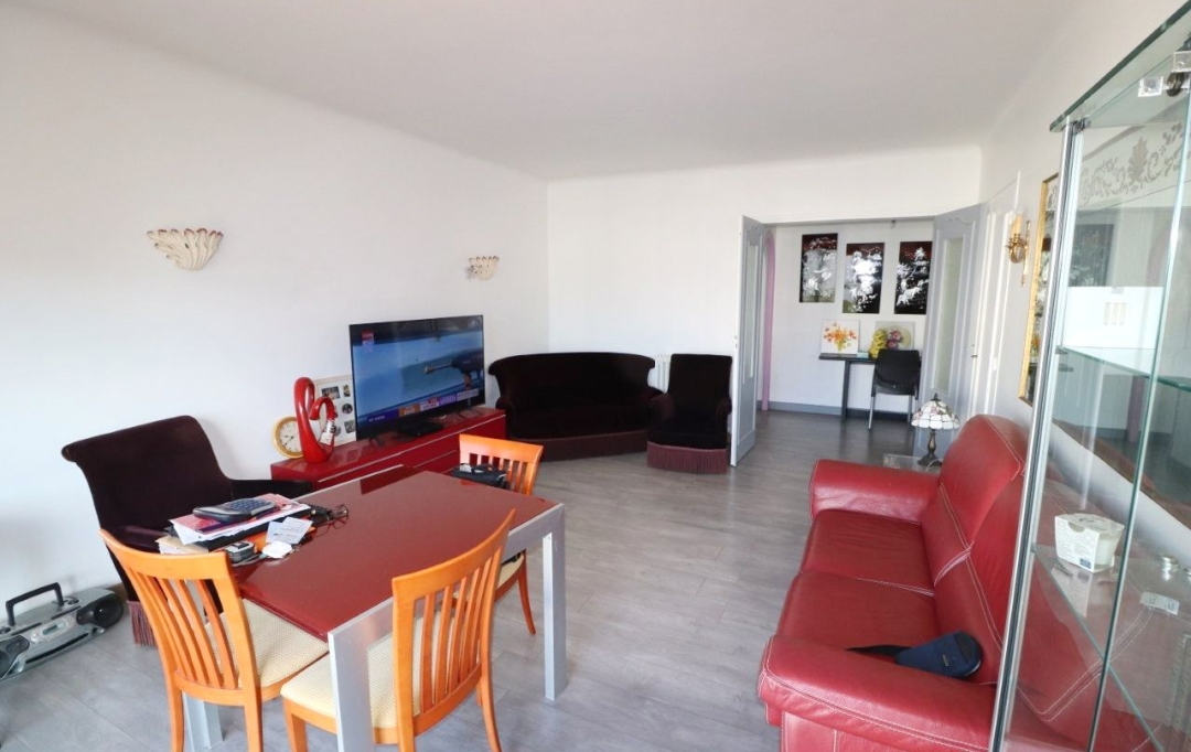 M.T.I. : Apartment | PERPIGNAN (66000) | 99 m2 | 184 000 € 