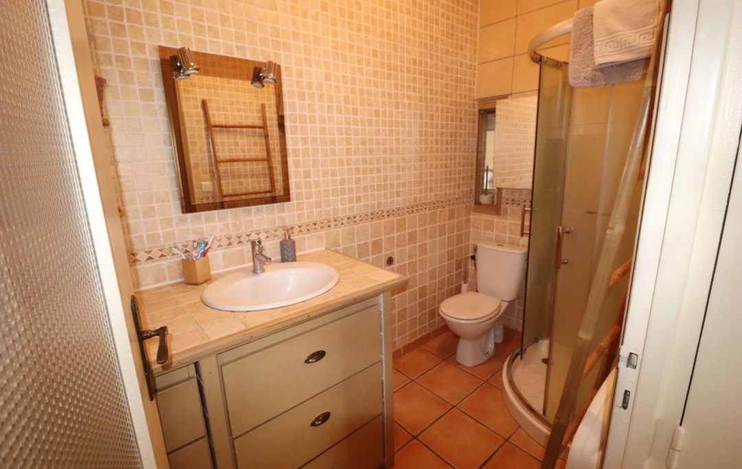 M.T.I. : Maison / Villa | CANOHES (66680) | 130 m2 | 242 000 € 
