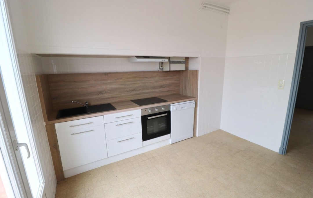 M.T.I. : Appartement | PERPIGNAN (66000) | 94 m2 | 138 000 € 