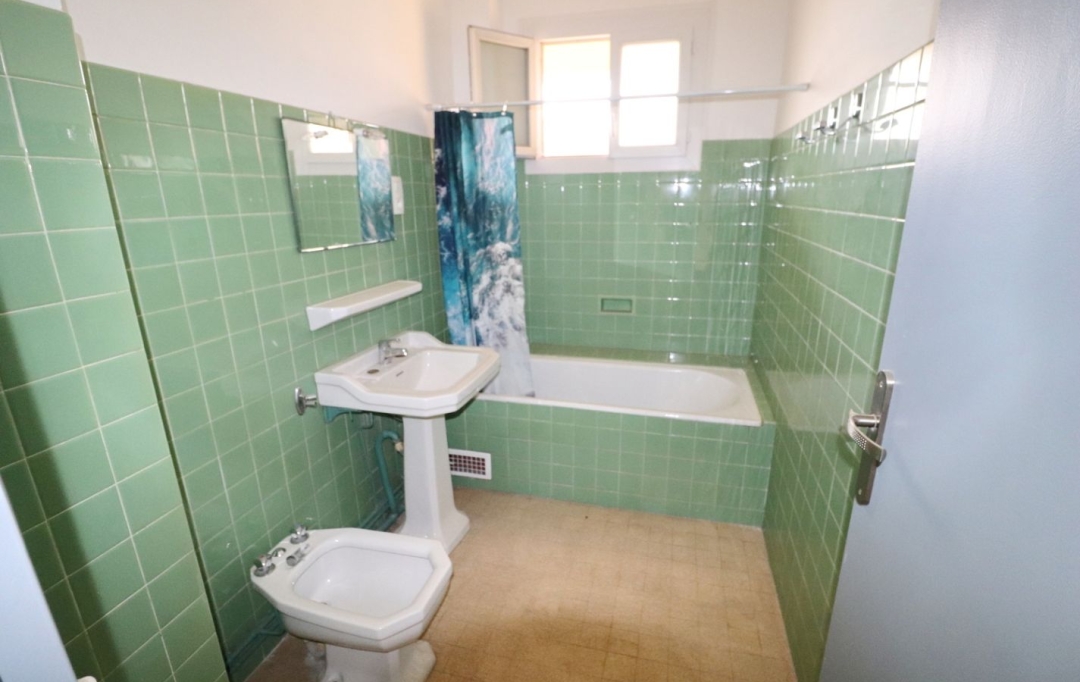 M.T.I. : Appartement | PERPIGNAN (66000) | 94 m2 | 138 000 € 