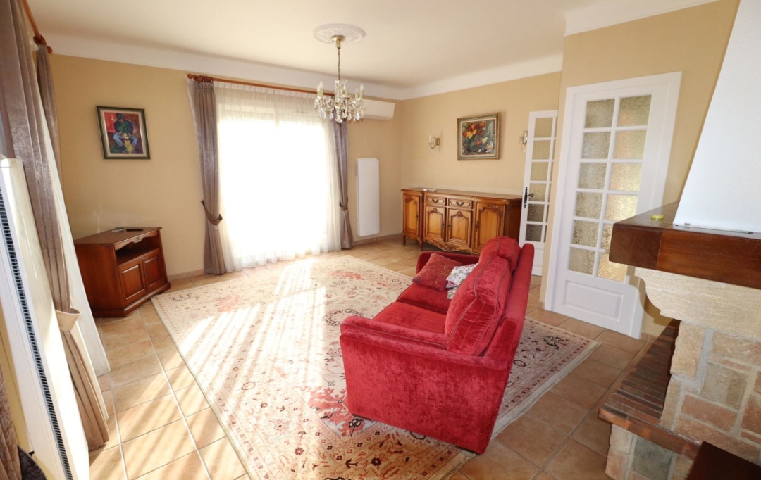 M.T.I. : Maison / Villa | PERPIGNAN (66000) | 144 m2 | 185 000 &euro; 