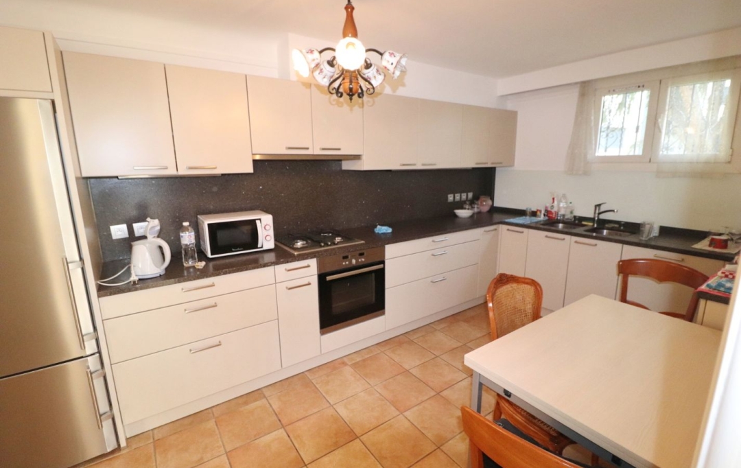 M.T.I. : Maison / Villa | PERPIGNAN (66000) | 144 m2 | 185 000 &euro; 