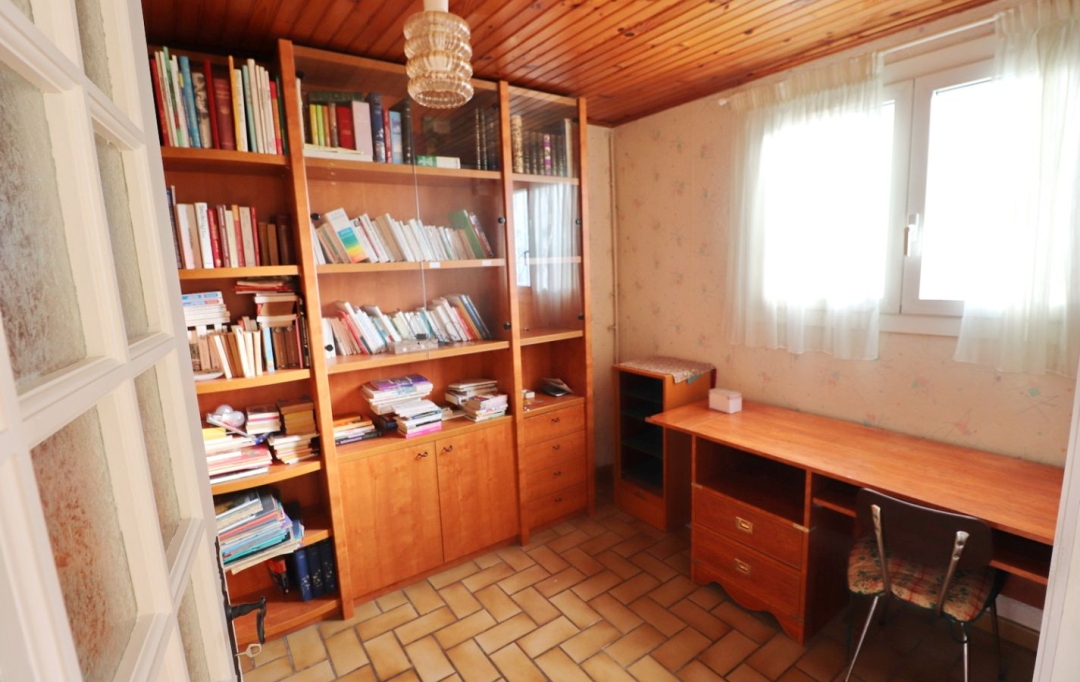 M.T.I. : Maison / Villa | PERPIGNAN (66000) | 144 m2 | 185 000 &euro; 