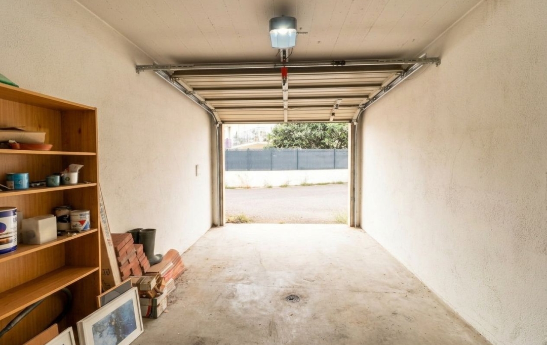 M.T.I. : Garage / Parking | PERPIGNAN (66000) | 16 m2 | 18 000 &euro; 