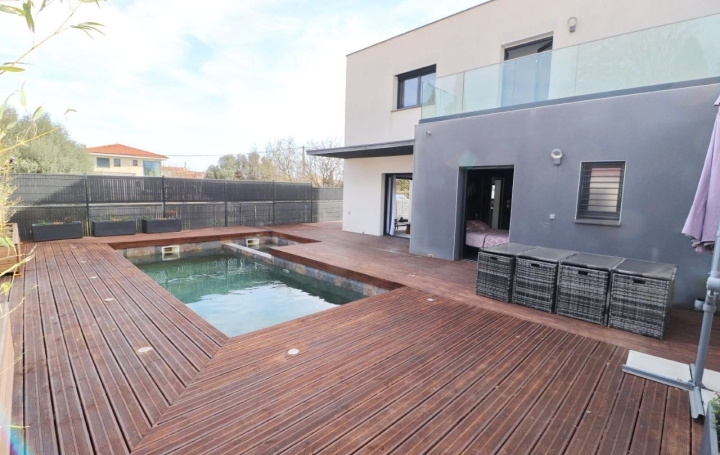 Villa CORNEILLA-LA-RIVIERE 135 m2 385 000 € Villa CORNEILLA-LA-RIVIERE 135 m2 385 000 €